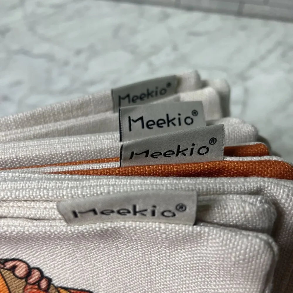 Meekio fall decor